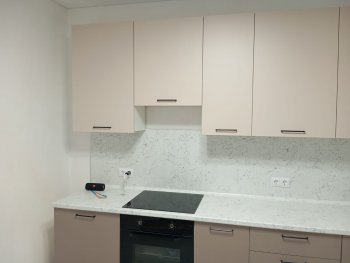 Кухонный гарнитур высокий Латте 3000 мм, Стол. 26 мм в Североуральске - severouralsk.mebel-e96.ru